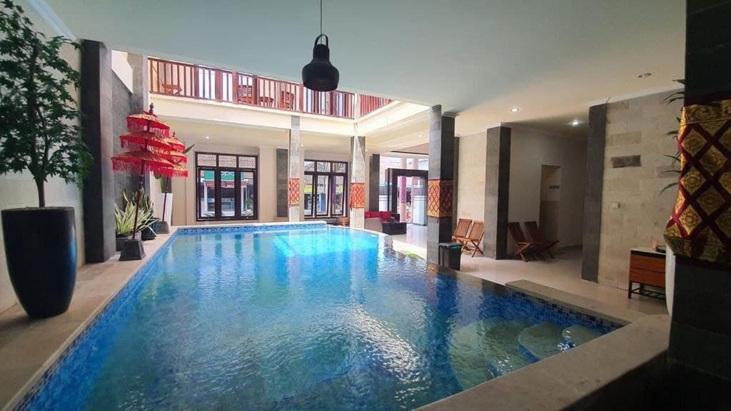 Grand Puri Hotel Batununggul 外观 照片