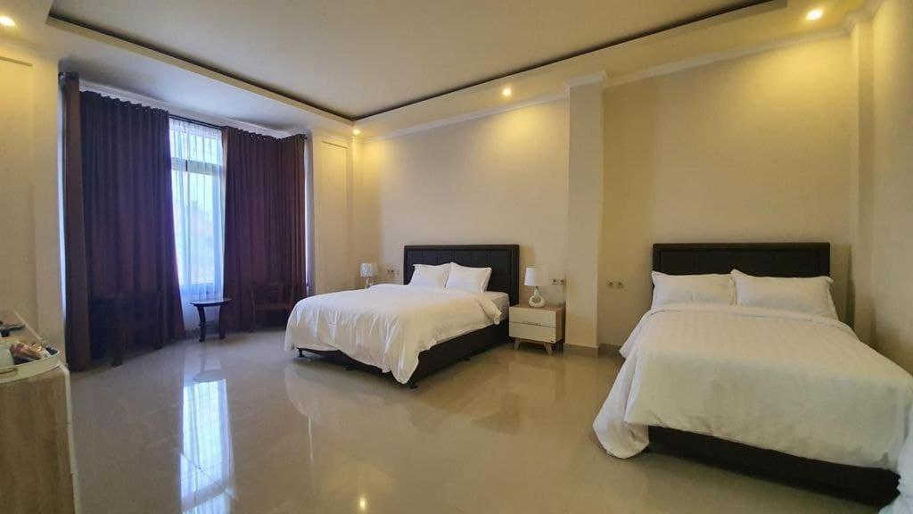 Grand Puri Hotel Batununggul 外观 照片